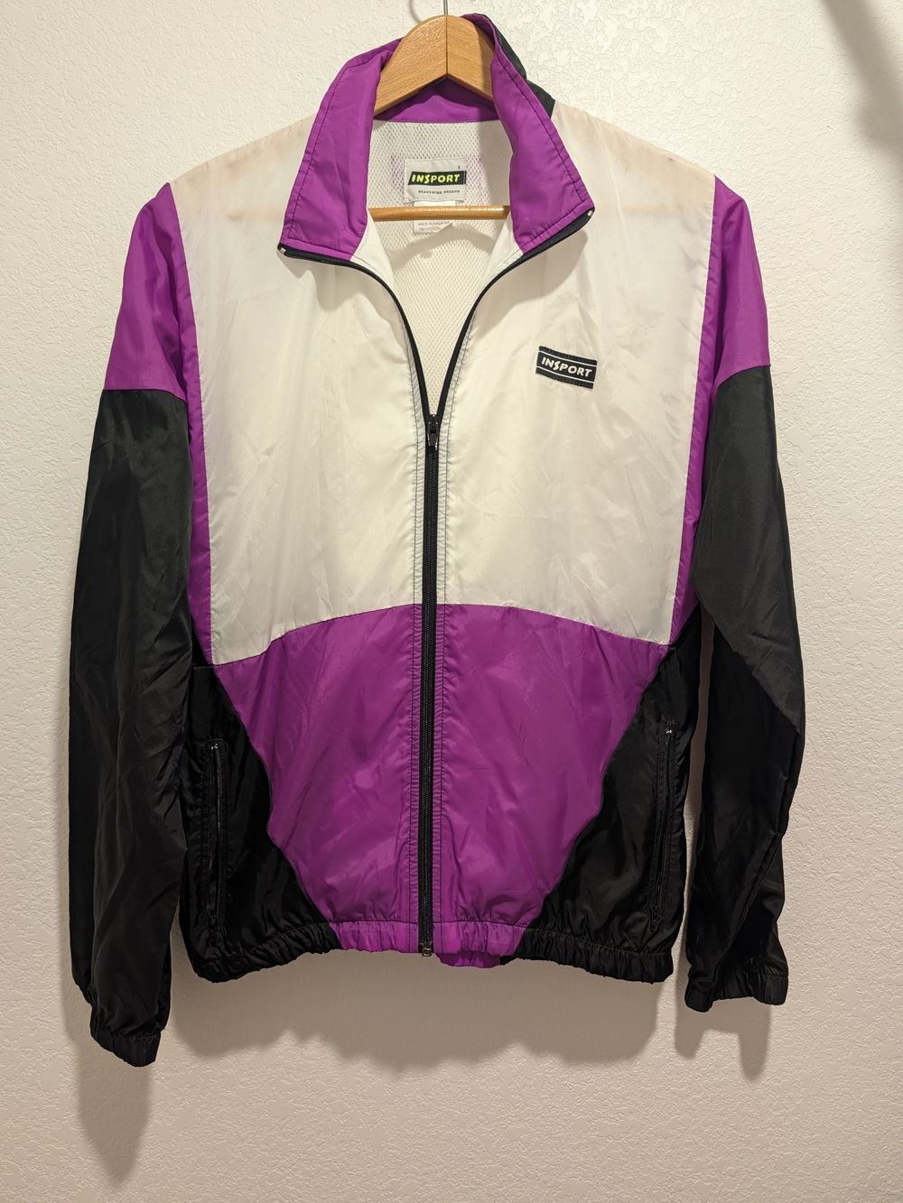 Vintage Insport Beaverton Oregon Windbreaker Jacket Purple White Black Small